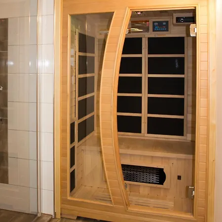 Kapitaenshaus An Der Friedrichsschleuse