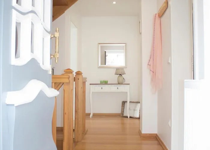 Kapitaenshaus An Der Nyaraló *